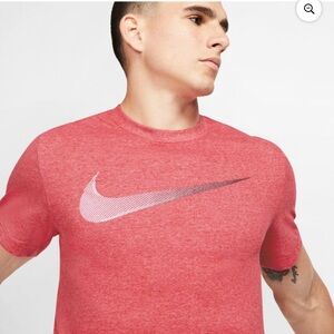 M The Nike Tee Dri-fit Heather University Red T-Shirt